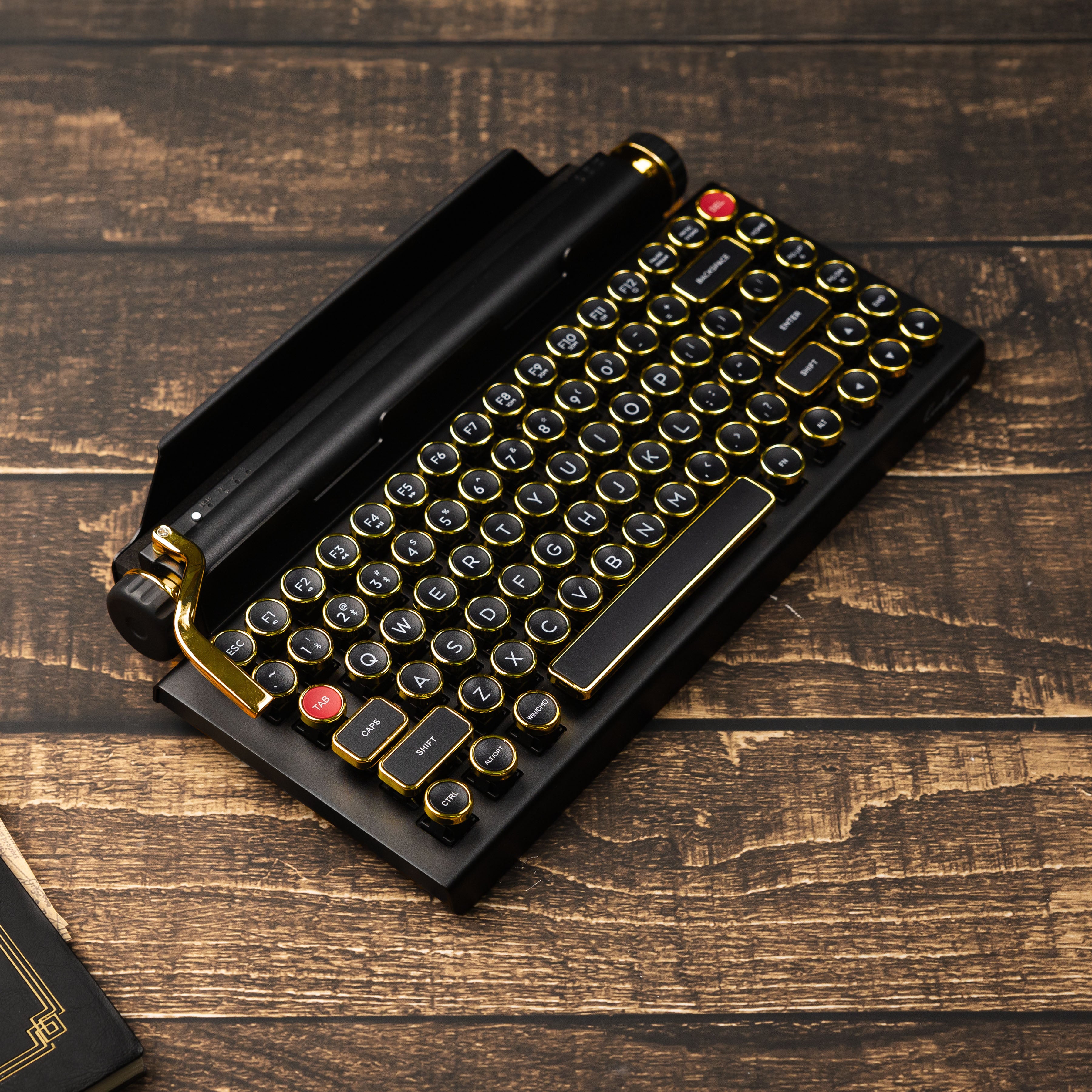 REFURBISHED BLACK GOLD QWERKYWRITER® US Layout