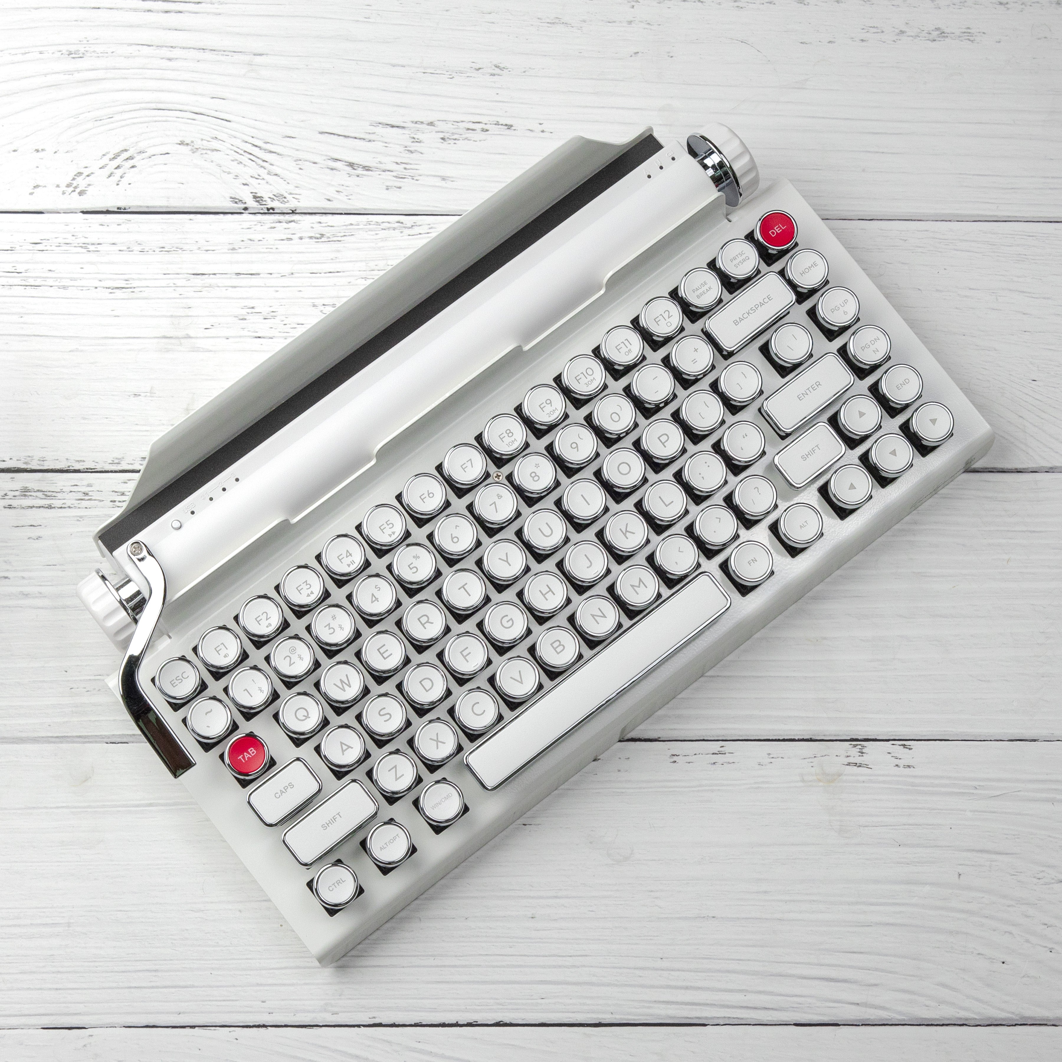 WHITE CHROME SIGNATURE QWERKYWRITER® US LAYOUT