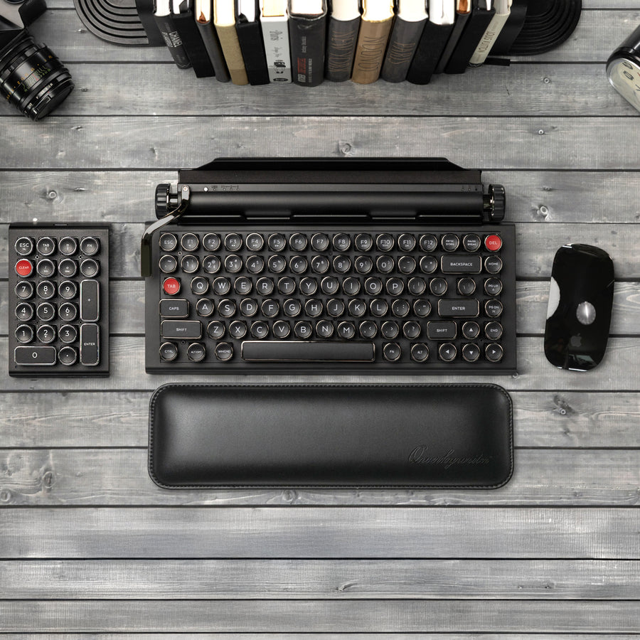 BUNDLE ANNIVERSARY EDITION QWERKYWRITER® US + NUMKEY + WRIST REST