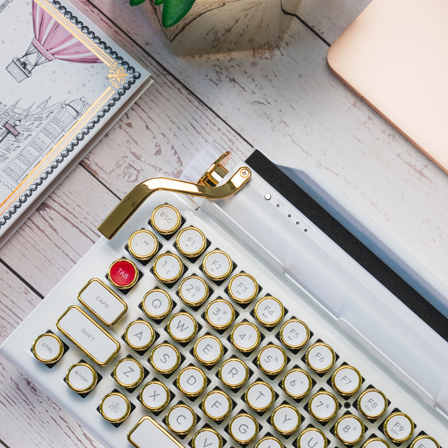 WHITE GOLD SIGNATURE QWERKYWRITER® US LAYOUT LIMITED RELEASE