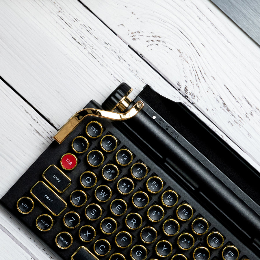 BLACK GOLD QWERKYWRITER® US Layout Limited Store Exclusive