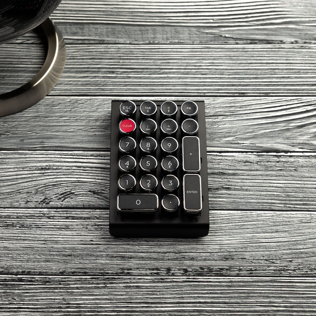 QWERKYWRITER® 2 Numkey Black Chrome | All-Aluminum Hot-Swappable Keypad