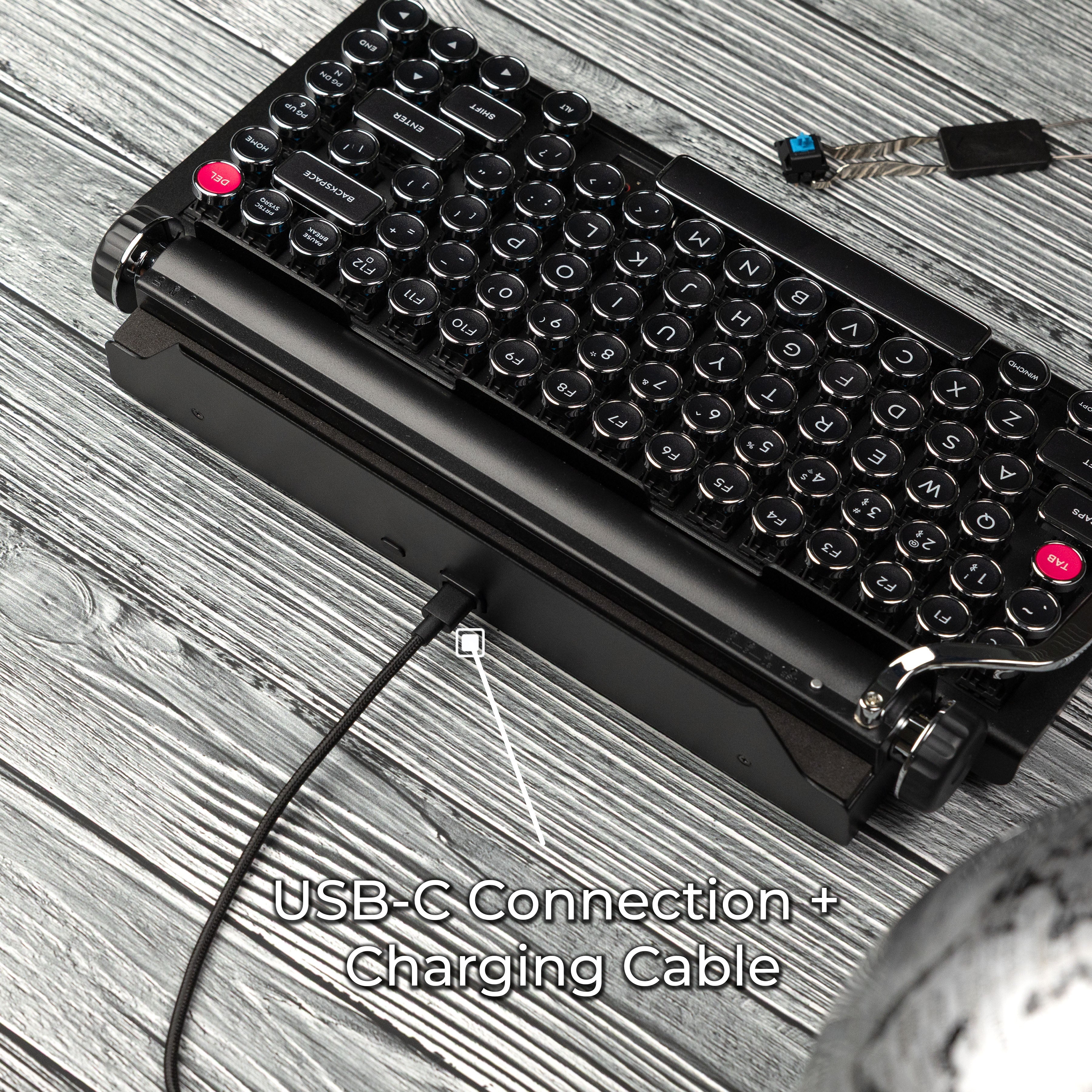 QWERKYWRITER® 2 Black Chrome Edition | Retro Typewriter Mechanical