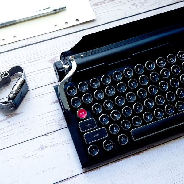 QWERKYWRITER® "INTERNATIONAL EDITION" TYPEWRITER-INSPIRED® MECHANICAL KEYBOARD 12 QWERKYWRITER® "INTERNATIONAL EDITION" TYPEWRITER-INSPIRED® MECHANICAL KEYBOARD 11